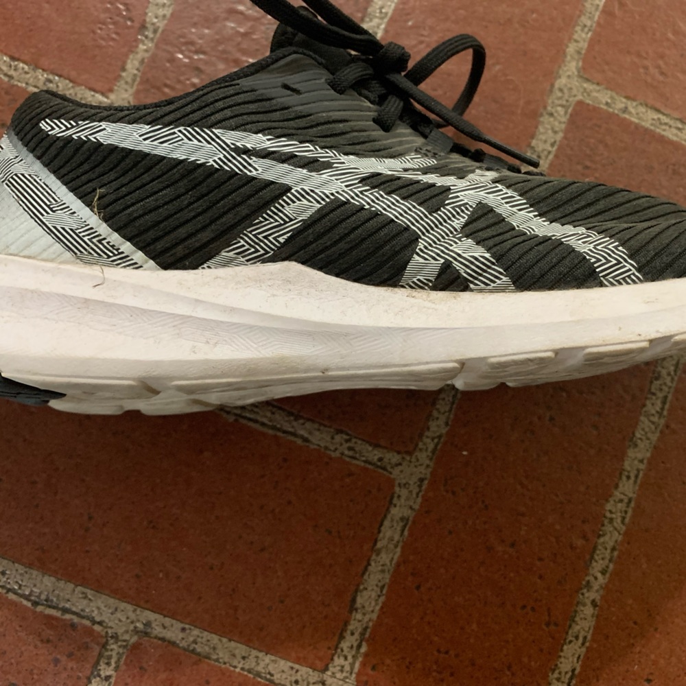Size 10.5 ASICS mens black shoes